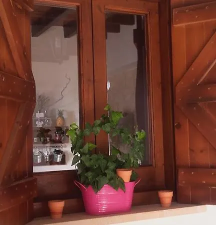 בית כפרי Magdalous House