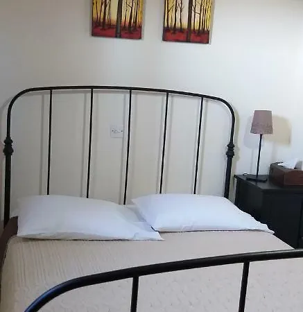 Gospodarstwo wiejskie Magdalous House