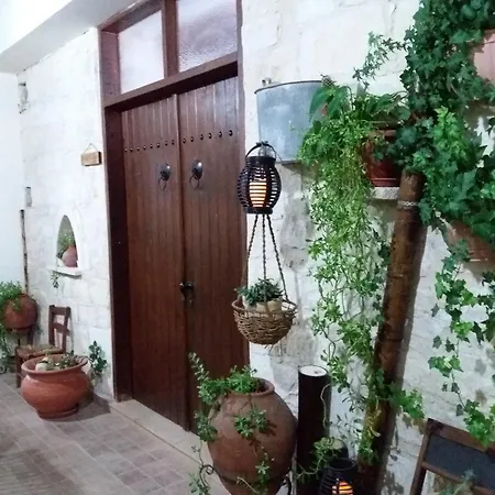 Magdalous House Landhaus *