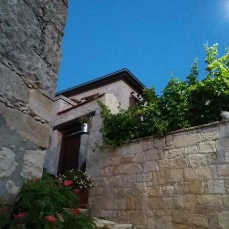 Magdalous House Country house